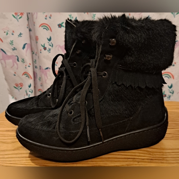 NWOT Oscar Black Rabbit Fur & Shearling Comfy Moccasin Ankle Boot Shoe SZ 7.5 - Picture 3 of 9